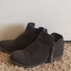 Girls Gray Booties